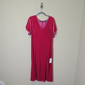 NWT Universal Standard Hot Pink  Velvet V-Neck Dress Size 14-16